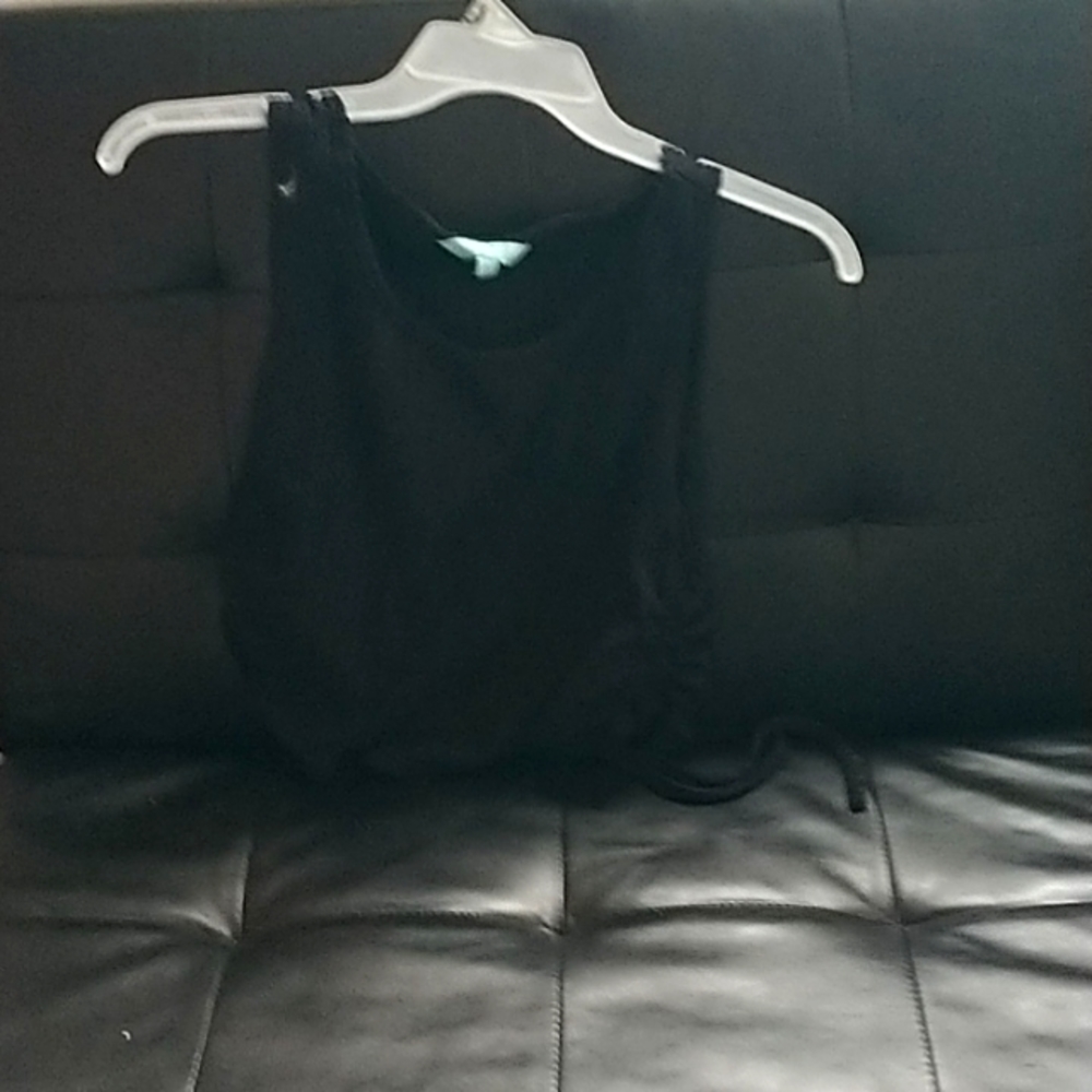 Black crop top
